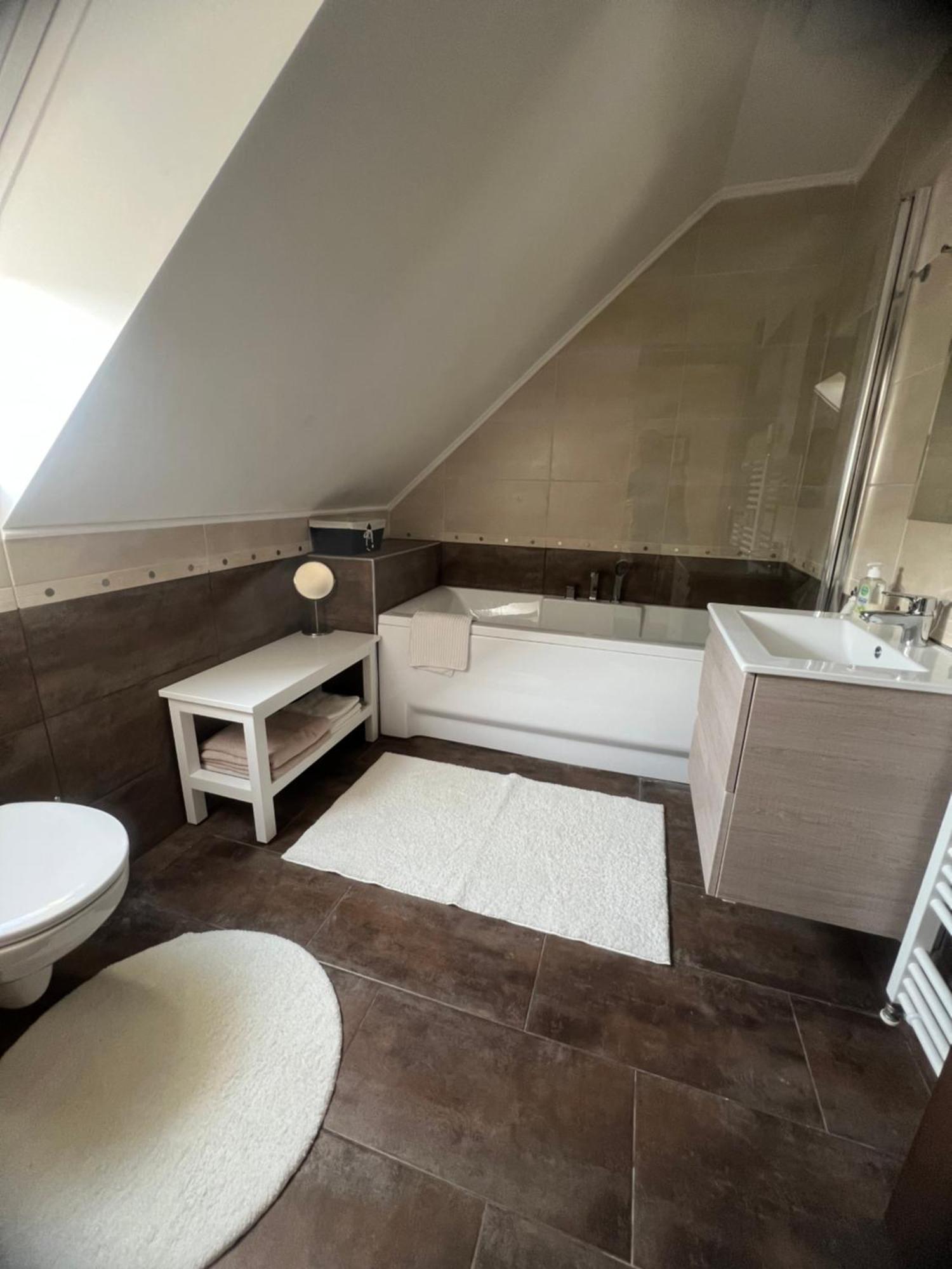 Galeria Apartmanhaz Keszthely Exterior foto